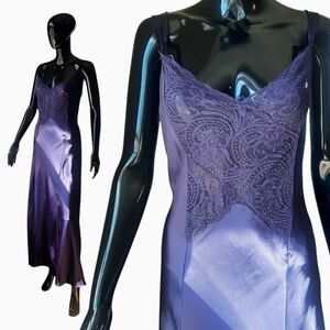 Vintage 80s 90s Victoria's Secret Gold Crown Label Nightgown Slip Dress | M